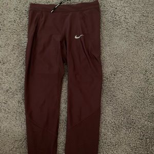 Nike utility running tight leggings